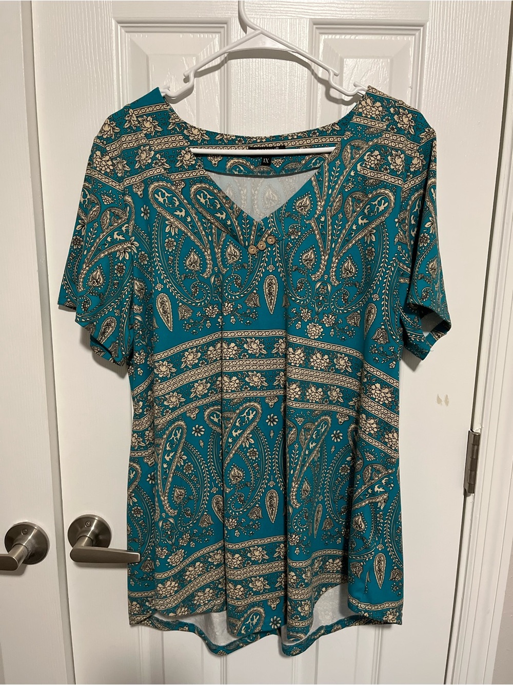 Women's Teal Paisley V-Neck Short Sleeve Blouse
